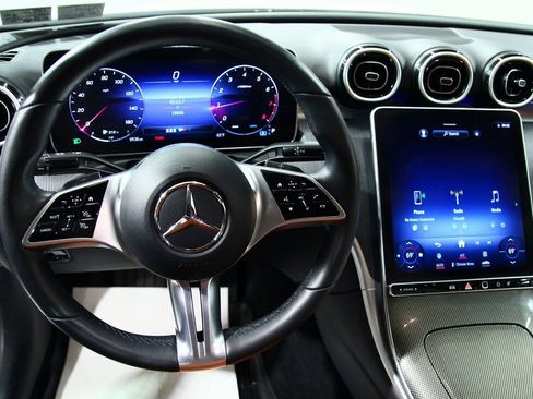 Used 2023 Mercedes-Benz C 300 4MATIC Sedan image 6