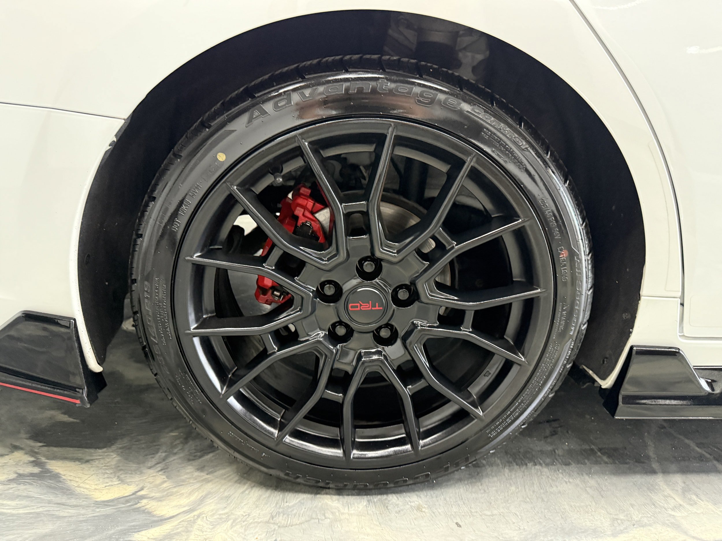 Used 2021 Toyota Avalon TRD FWD image 29