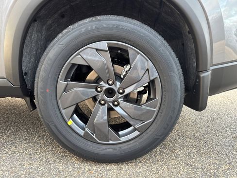 New 2026 Nissan Rogue SV image 20