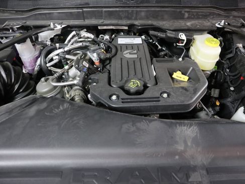 New 2026 RAM 2500 Big Horn AWD/4WD image 14