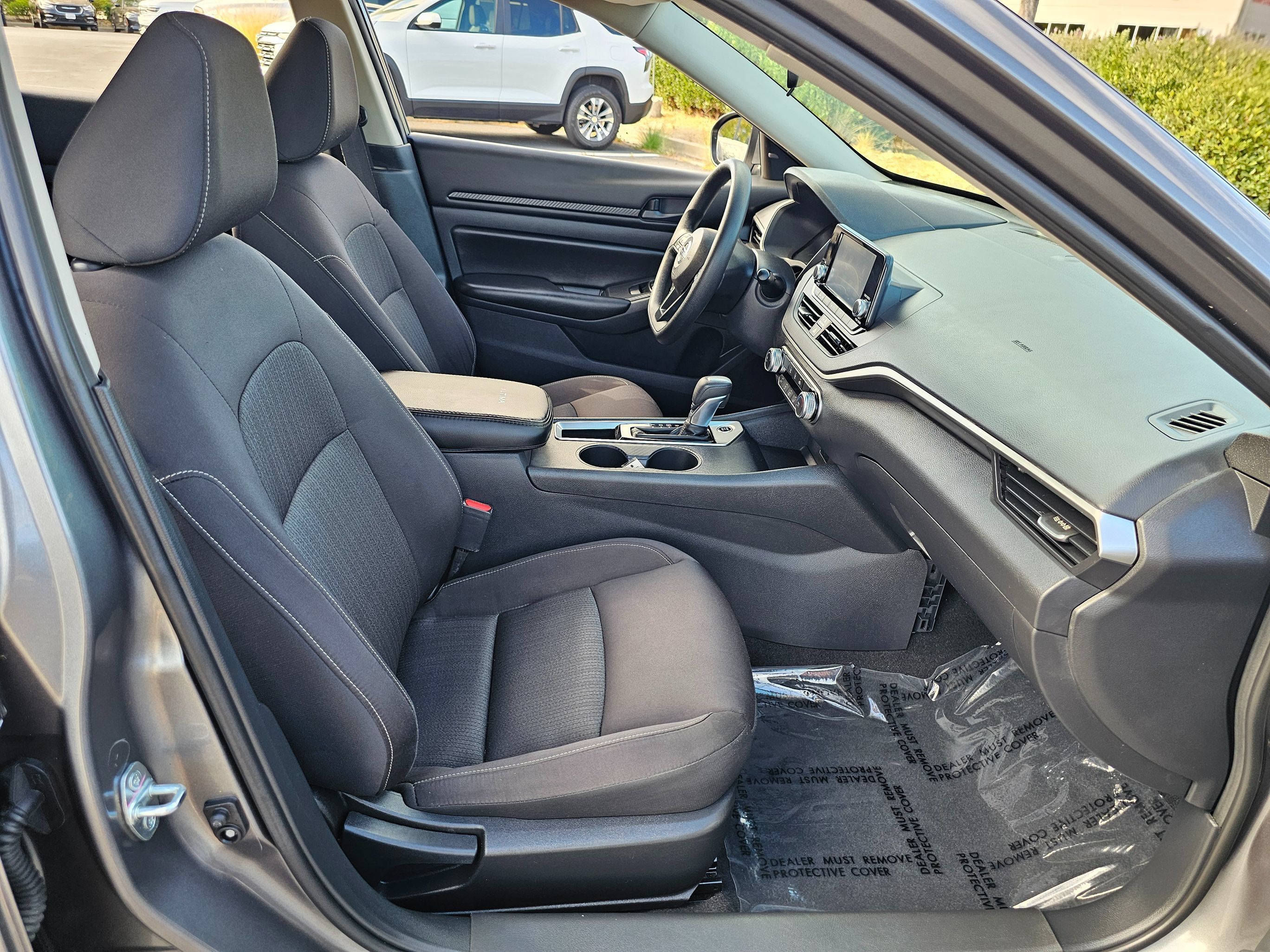 Used 2023 Nissan Altima 2.5 S FWD image 31