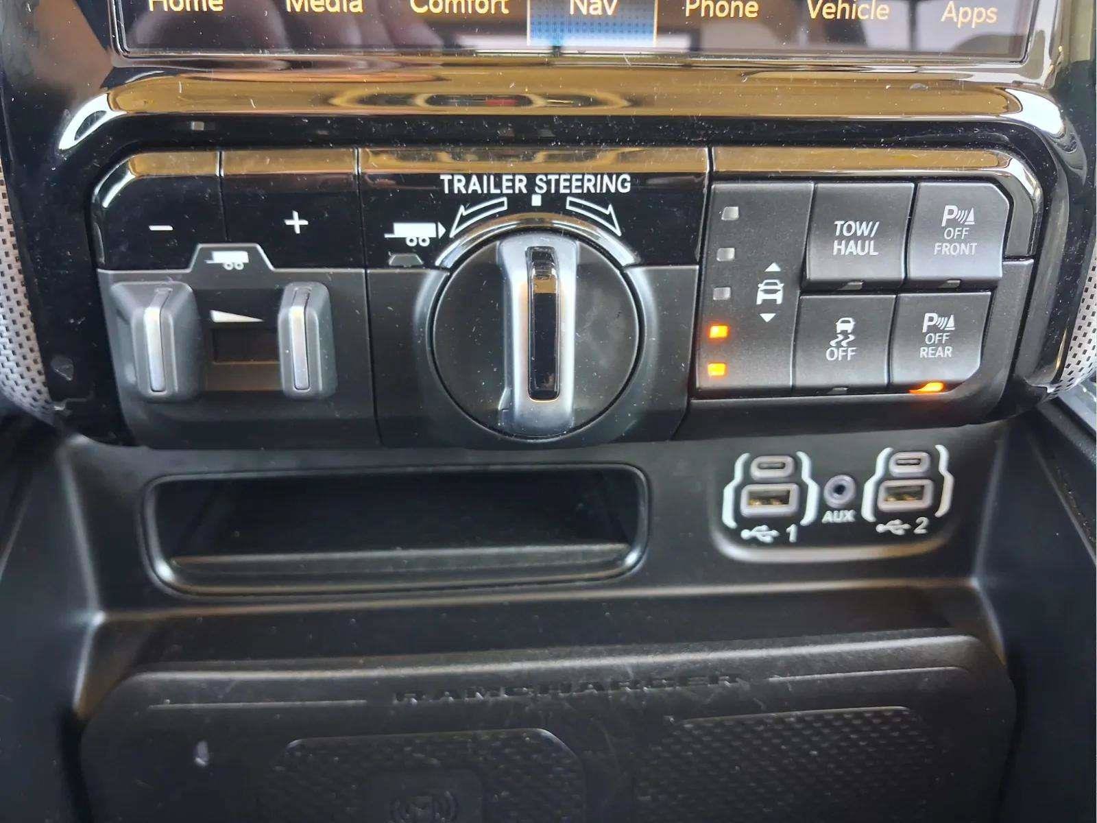 Used 2023 RAM 1500 4x4 Crew Cab Limited image 26
