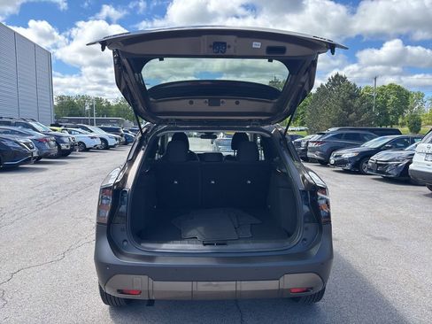 Certified 2025 Nissan Kicks SV w/ SV Premium Package AWD/4WD image 7
