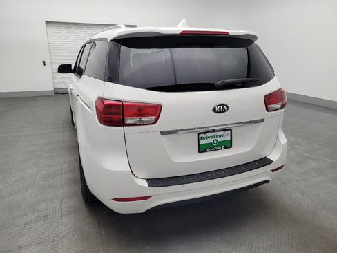 Used 2016 Kia Sedona LX w/ LX Essentials Premium Package image 6