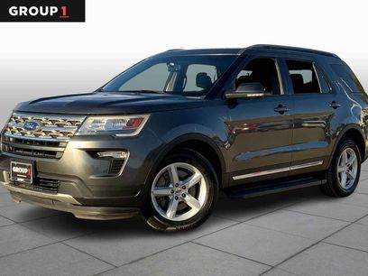 Used 2018 Ford Explorer XLT w/ Equipment Group 201A