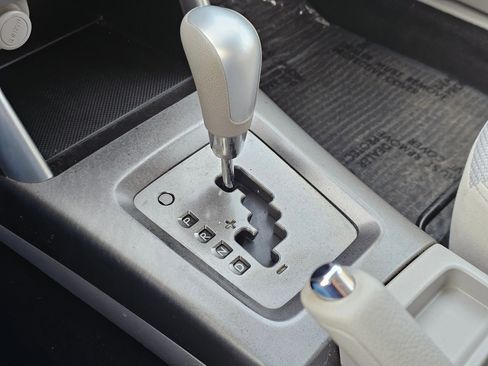 Used 2011 Subaru Forester 2.5X w/ Alloy Wheel Value Pkg image 30