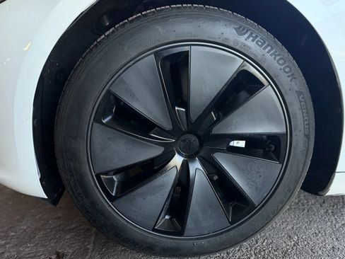 Used 2024 Tesla Model 3 Long Range AWD/4WD image 42