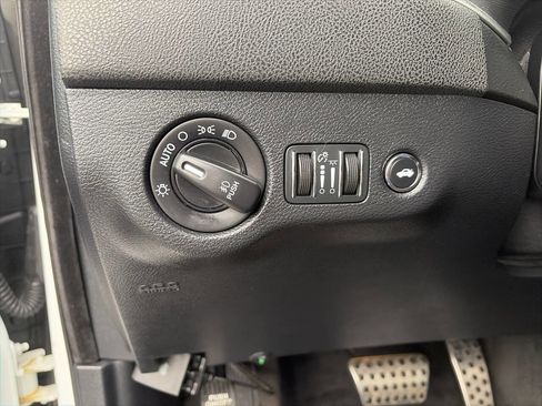 Used 2016 Dodge Charger R/T Scat Pack w/ Technology Group image 41