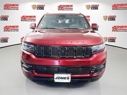 Used 2022 Jeep Wagoneer Series I AWD/4WD image 15