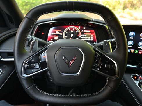 Used 2023 Chevrolet Corvette Stingray Preferred Cpe w/ Z51 Performance Package RWD image 18