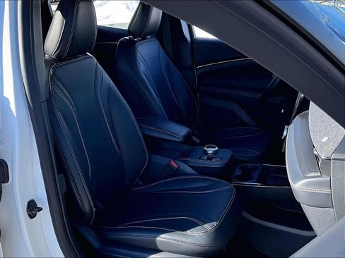 Used 2021 Ford Mustang Mach-E Premium image 11