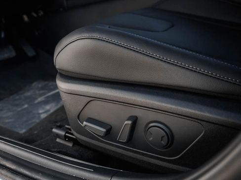 New 2026 Hyundai Elantra Limited FWD image 16