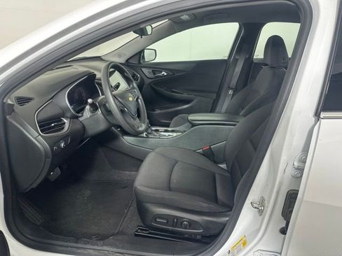 Used 2024 Chevrolet Malibu LT FWD image 8