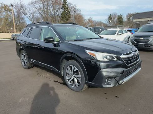 Used 2020 Subaru Outback Limited image 2