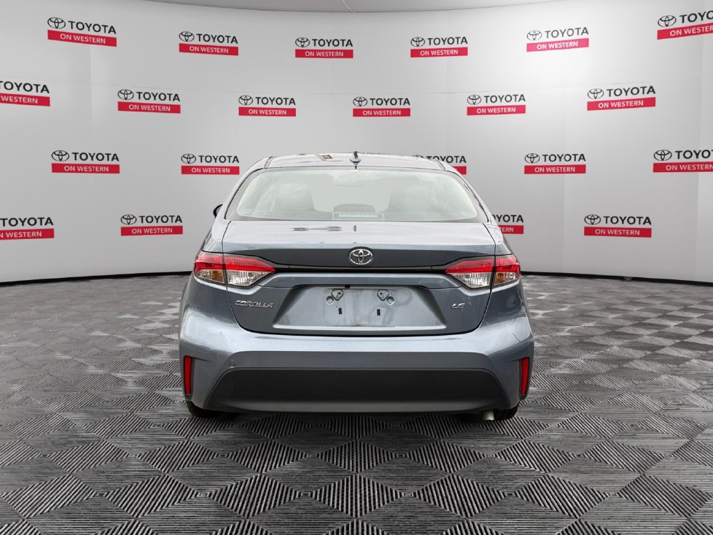 Used 2026 Toyota Corolla LE w/ LE Premium Package FWD image 6