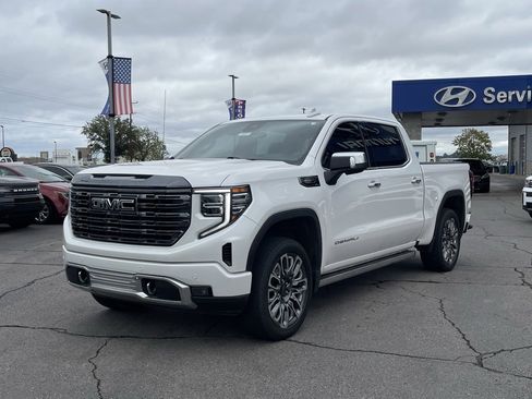 Used 2023 GMC Sierra 1500 Denali Ultimate image 3