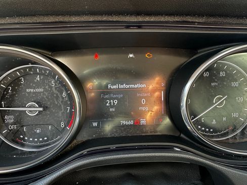 Used 2021 Buick Encore GX Essence w/ Experience Buick Package image 14