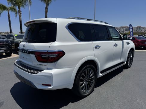 Used 2024 Nissan Armada Platinum w/ Captain's Chairs Package RWD image 10