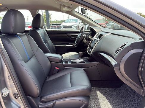 Used 2018 Nissan Altima 2.5 SR w/ SR Special Edition FWD image 17