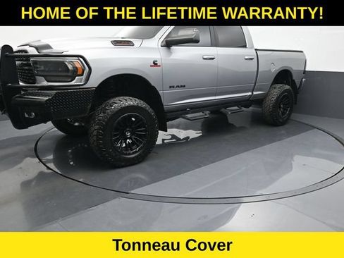 Used 2022 RAM 2500 Big Horn w/ Night Edition AWD/4WD image 10