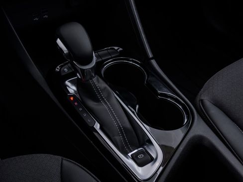 Used 2024 Buick Encore GX Preferred image 45