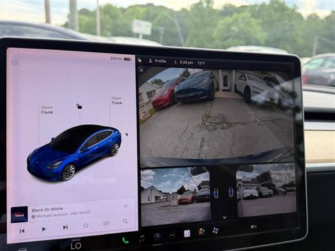 Used 2018 Tesla Model 3 Long Range RWD image 12