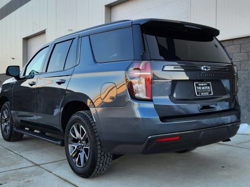 Used 2021 Chevrolet Tahoe Z71 w/ Luxury Package image 3