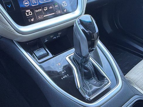 Used 2021 Subaru Outback Premium image 27