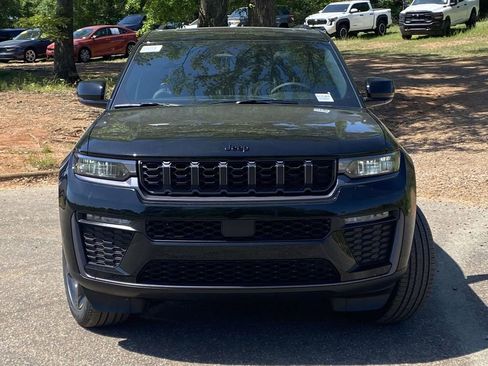 New 2026 Jeep Grand Cherokee L Limited AWD/4WD image 2