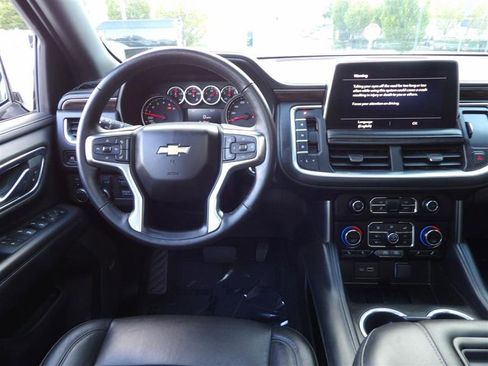 Used 2021 Chevrolet Tahoe LT w/ LT Signature Package image 14