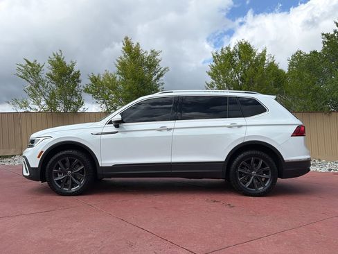 Used 2022 Volkswagen Tiguan SE AWD/4WD image 5