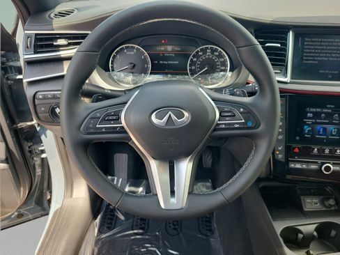 Used 2025 INFINITI QX55 Sensory w/ Lighting Package AWD/4WD image 9