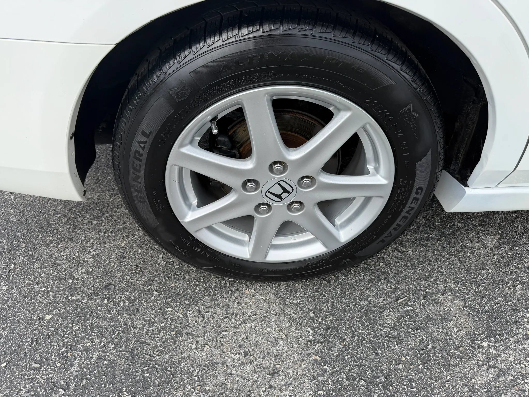 Used 2004 Honda Accord EX image 37