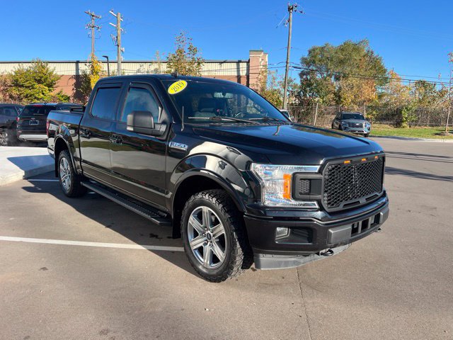 Used 2019 Ford F150 XLT w/ Equipment Group 302A Luxury AWD/4WD image 3