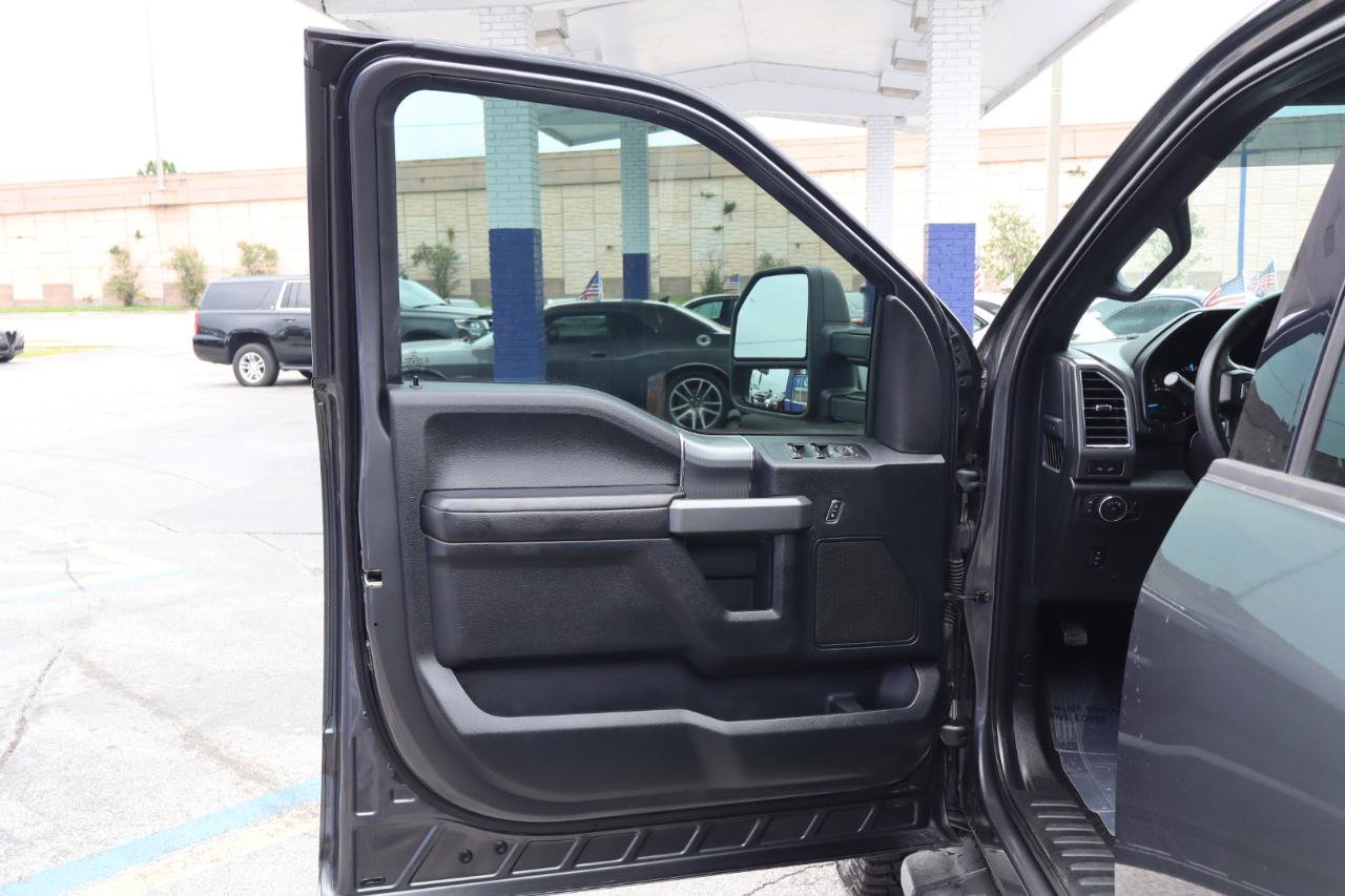 Used 2017 Ford F150 XLT w/ Equipment Group 302A Luxury AWD/4WD image 14