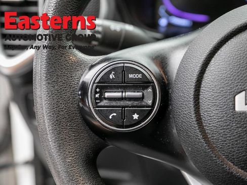 Used 2023 Kia Soul LX FWD image 15