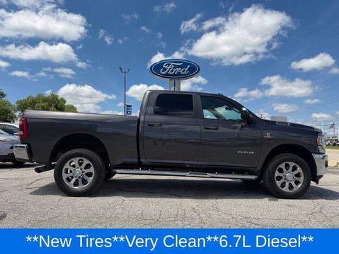 Used 2020 RAM 2500 Big Horn w/ Level 2 Equipment Group AWD/4WD image 14