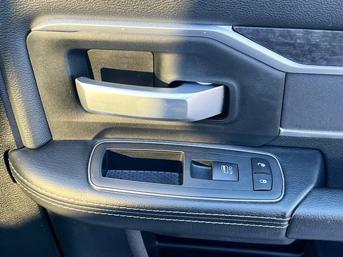 Used 2024 RAM 3500 Big Horn image 30