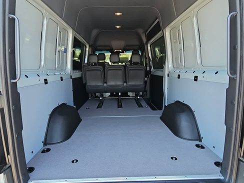 New 2026 Mercedes-Benz Sprinter 2500 image 23