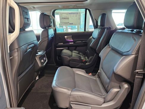 New 2026 Ford Expedition Max Platinum image 16
