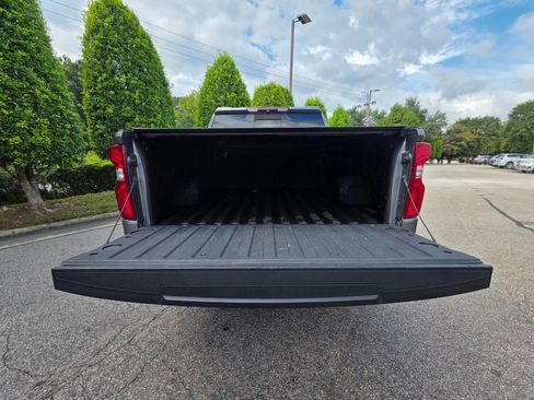 Used 2019 Chevrolet Silverado 1500 High Country w/ Technology Package image 6