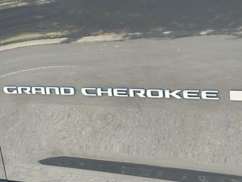 Used 2024 Jeep Grand Cherokee Limited 4xe AWD/4WD image 12