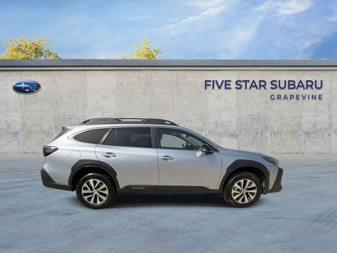 Certified 2025 Subaru Outback Premium image 9