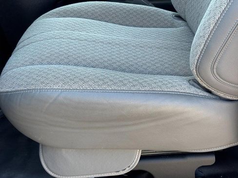 Used 2019 Chevrolet Express 3500 LS image 25