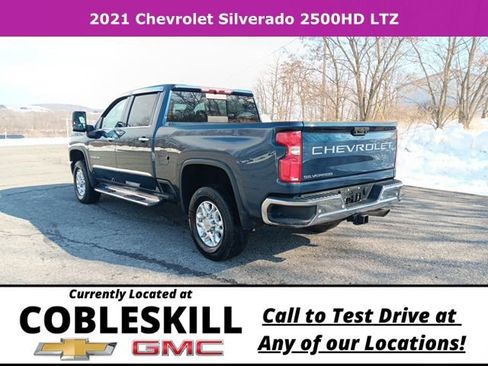Used 2021 Chevrolet Silverado 2500 LTZ w/ LTZ Convenience Package image 7