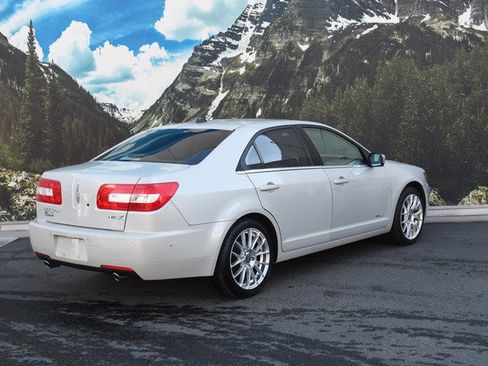 Used 2008 Lincoln MKZ image 3