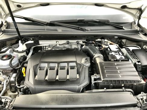 Used 2025 Audi Q3 2.0T Premium image 25