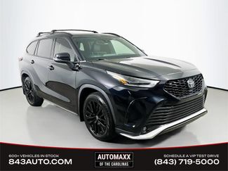 Used 2024 Toyota Highlander XSE FWD video 1