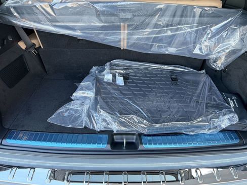 New 2026 Mercedes-Benz GLS 450 4MATIC image 37