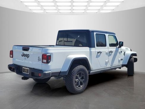Used 2022 Jeep Gladiator Sport AWD/4WD image 4